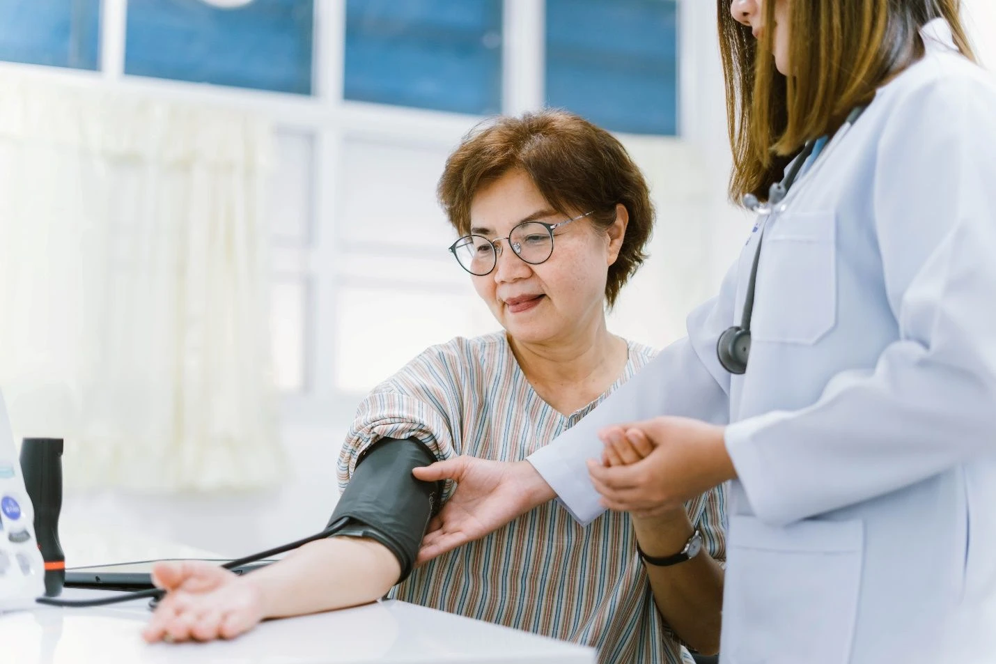 5 Dấu Hiệu Cảnh Báo Đột Quỵ Của Cơ Thể