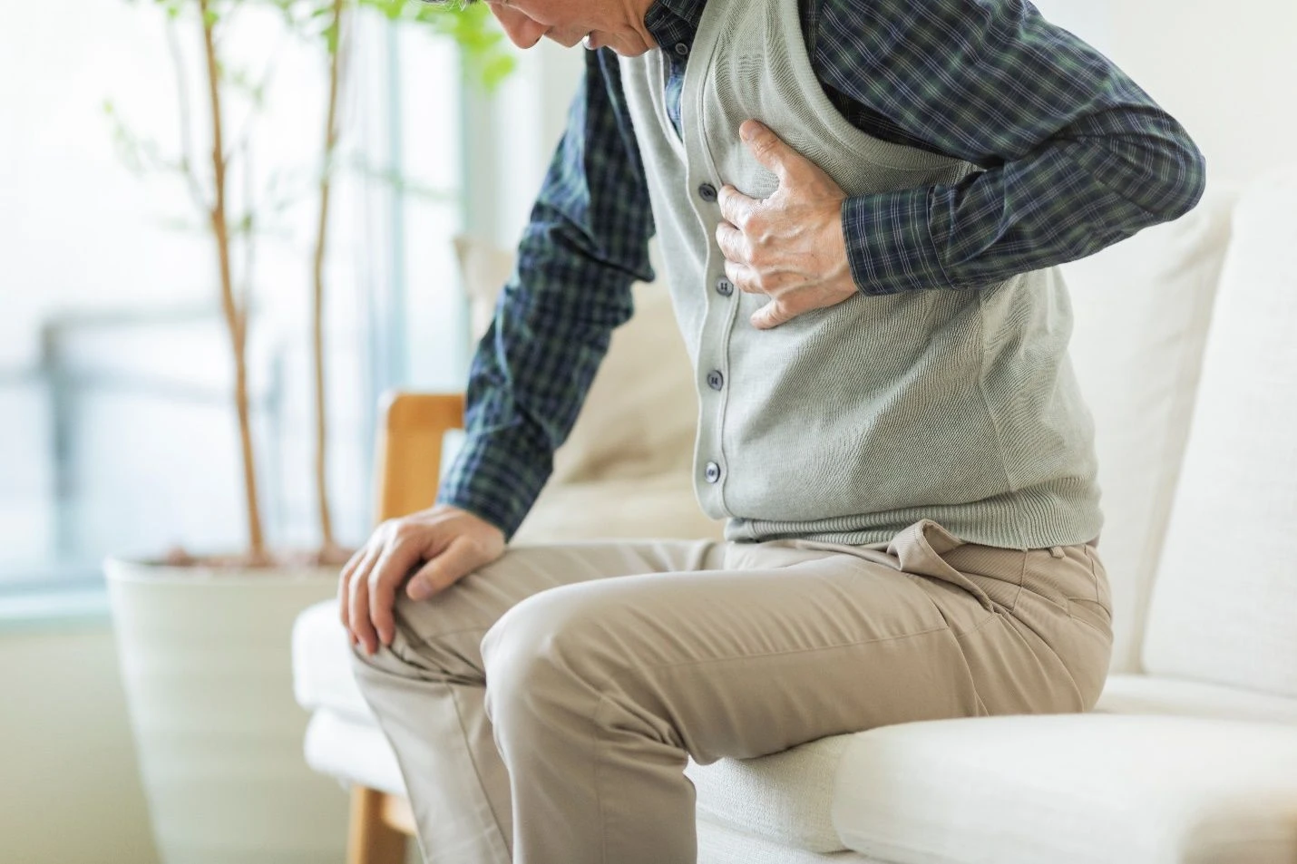 Chuẩn Đoán Rung Nhĩ Và Nhận Biết Đột Quỵ Thiếu Máu Não Như Thế Nào?